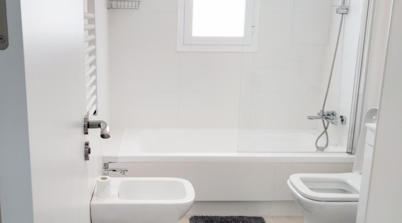 Lovely Apartment Centrally Located In Estepona Luaran gambar