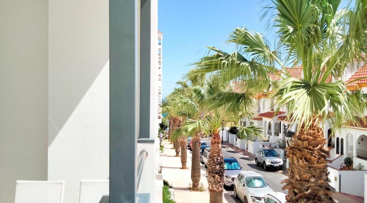 Lovely Apartment Centrally Located In Estepona Luaran gambar